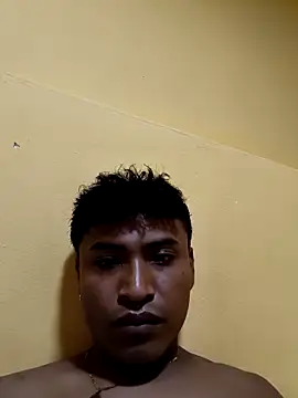 Snapshot of Emadridr chatting on 04/04/26, 06:27 Emadridr online show from 04/04/26, 06:27