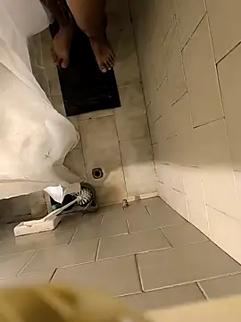 Snapshot of mamichula266 chatting on 03/13/26, 03:46 mamichula266 online show from 03/13/26, 03:46