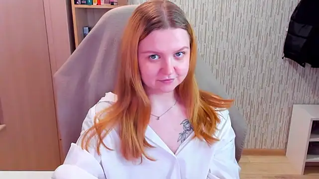 Snapshot of AnitaXVine chatting on 03/14/26, 12:32 AnitaXVine online show from 03/14/26, 12:32