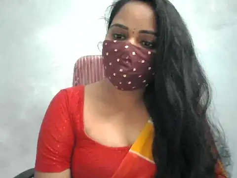 Snapshot of Rathi-priyaa chatting on 05/15/26, 05:03 Rathi-priyaa online show from 05/15/26, 05:03