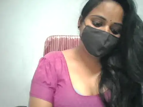 Snapshot of Rathi-priyaa chatting on 05/24/26, 10:42 Rathi-priyaa online show from 05/24/26, 10:42