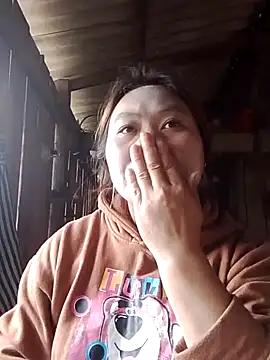 bany-lee online show from 05/04/26, 01:56