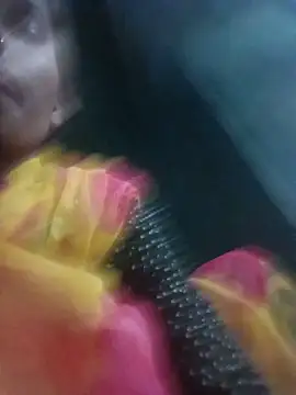 Desi Couple P online show from 05/18/26, 12:00