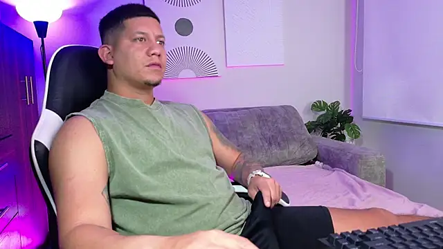  robertobaggioo online show from 05/10/26, 06:40