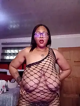ShantelBootyBoobs online show from 06/28/26, 02:12