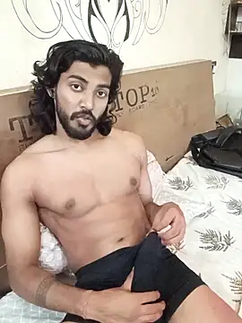 Snapshot of Yk_physique chatting on 03/07/26, 07:33 Yk physique online show from 03/07/26, 07:33