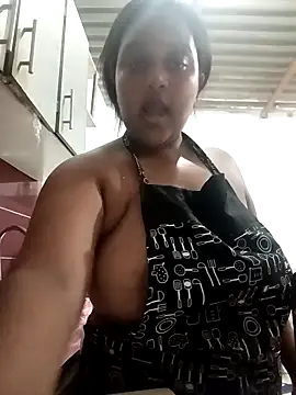 Snapshot of PerlaCurvasgrandes chatting on 03/09/26, 06:23 PerlaCurvasgrandes online show from 03/09/26, 06:23