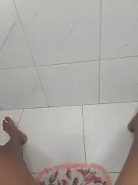 Snapshot of Aislan19 chatting on 03/05/26, 03:52 Aislan19 online show from 03/05/26, 03:52