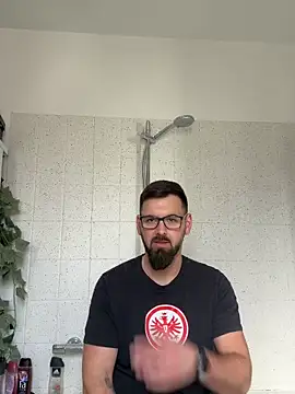 Snapshot of xxxsharkexxx chatting on 03/01/26, 01:24 xxxsharkexxx online show from 03/01/26, 01:24