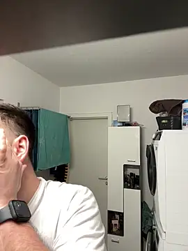 Snapshot of xxxsharkexxx chatting on 03/05/26, 07:43 xxxsharkexxx online show from 03/05/26, 07:43