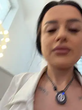 Katty Pery online show from 05/04/26, 02:13
