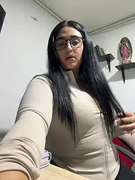 Snapshot of Curvy_sweet chatting on 03/26/26, 01:11 Curvy sweet online show from 03/26/26, 01:11