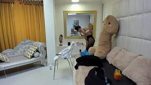 Lexy  grey  online show from 03/17/26, 08:12