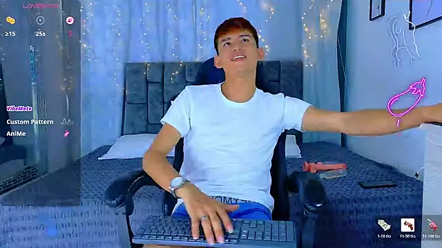 Snapshot of NicolasTorrez chatting on 04/12/26, 08:36 NicolasTorrez online show from 04/12/26, 08:36