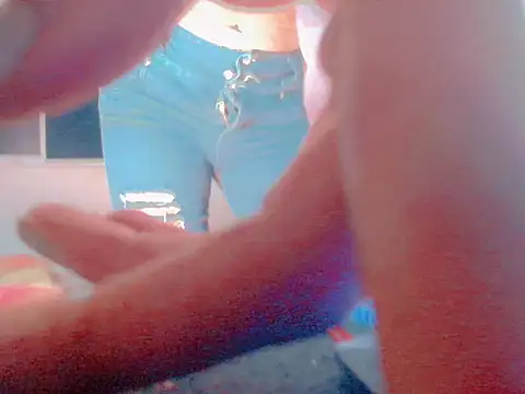 latinhott23 online show from 06/19/26, 01:43