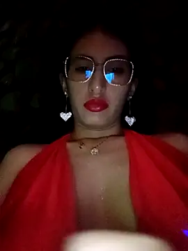 Snapshot of Esperanza__hot chatting on 04/24/26, 07:00 Esperanza hot online show from 04/24/26, 07:00