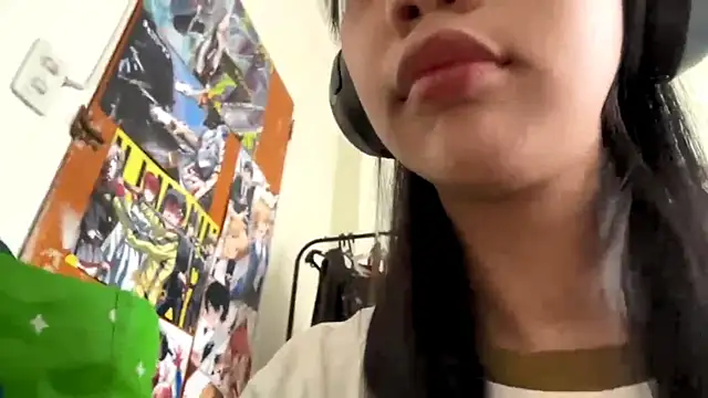 Snapshot of GloryKulikowski chatting on 02/24/26, 01:03 GloryKulikowski online show from 02/24/26, 01:03