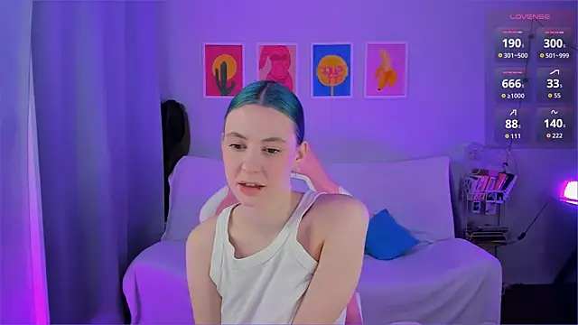 Snapshot of AdeleBabyGirl chatting on 03/04/26, 05:24 AdeleBabyGirl online show from 03/04/26, 05:24