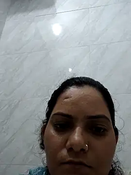 Anushka Singh0 online show from 06/17/26, 04:52