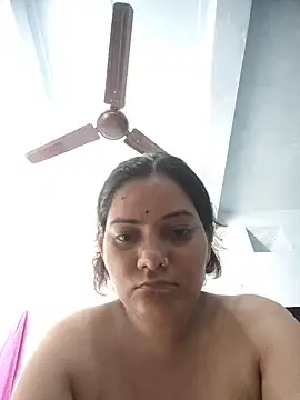 Anushka Singh0 online show from 06/18/26, 09:14