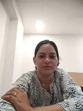 Anushka Singh0 online show from 06/21/26, 04:26