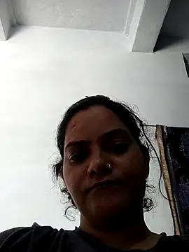Anushka Singh0 online show from 06/26/26, 05:34