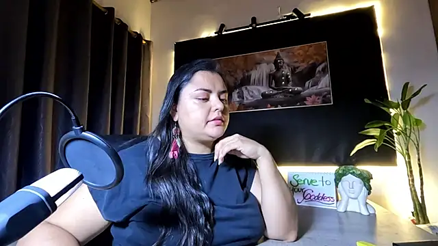 AzaraOnyx online show from 06/14/26, 03:25