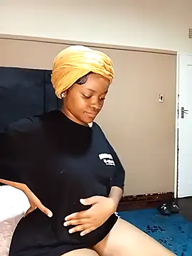 Snapshot of KinkyPxx chatting on 02/22/26, 09:24 KinkyPxx online show from 02/22/26, 09:24