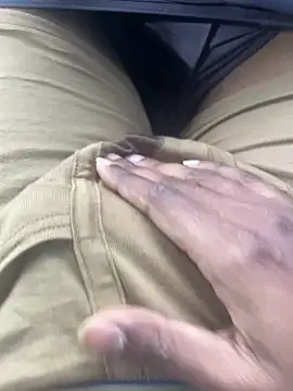 Snapshot of Magic_Spell_Tamil chatting on 02/14/26, 10:56 Magic Spell Tamil online show from 02/14/26, 10:56