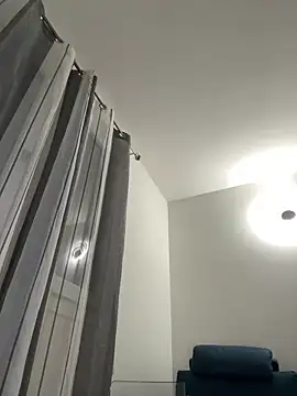 Alessia-Bloom online show from 06/17/26, 07:26