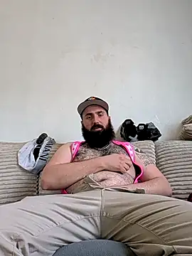 Snapshot of daddyboucher69 chatting on 03/04/26, 04:02 daddyboucher69 online show from 03/04/26, 04:02