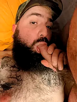 Snapshot of daddyboucher69 chatting on 03/17/26, 08:45 daddyboucher69 online show from 03/17/26, 08:45