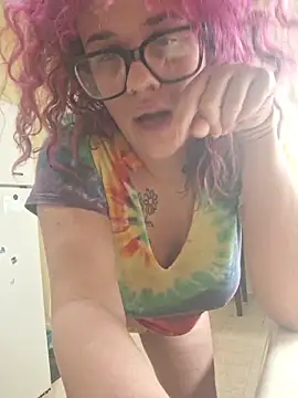 Snapshot of VelvetVixen_735 chatting on 03/09/26, 10:41 VelvetVixen 735 online show from 03/09/26, 10:41