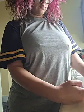 Snapshot of VelvetVixen_735 chatting on 03/25/26, 09:04 VelvetVixen 735 online show from 03/25/26, 09:04