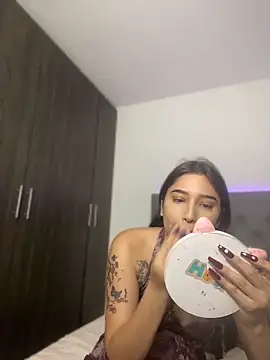 ImEmily   online show from 04/25/26, 11:35