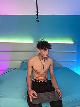 abrilandjulian online show from 02/27/26, 11:43