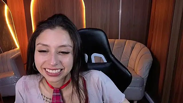 Snapshot of Hadda_crazy_b chatting on 02/19/26, 03:13 Hadda crazy b online show from 02/19/26, 03:13