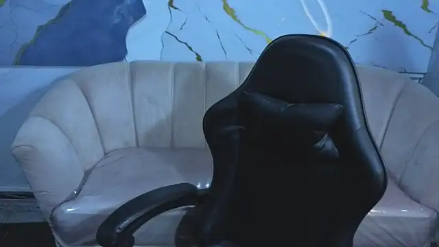 Snapshot of Hadda_crazy_b chatting on 03/13/26, 08:59 Hadda crazy b online show from 03/13/26, 08:59