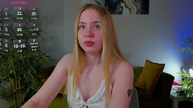 Linda  Bloom online show from 06/14/26, 12:41