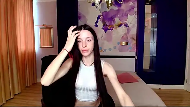 NoirDiva online show from 05/08/26, 06:08
