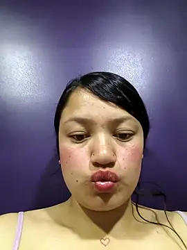 Bloom Dahlia online show from 05/12/26, 04:20