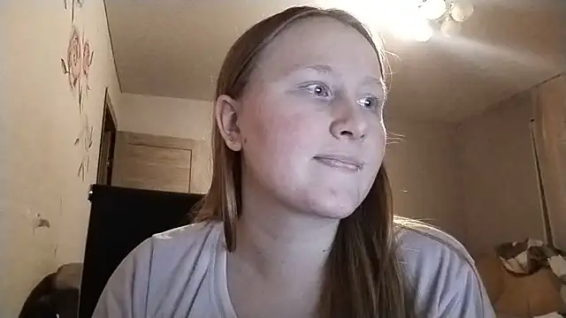 AnikaLipps online show from 06/07/26, 10:46