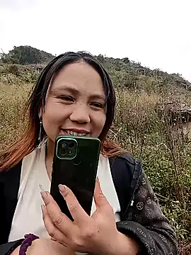 Pretty girl 2 online show from 03/04/26, 06:08