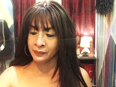 Snapshot of seductivediva chatting on 02/22/26, 02:04 seductivediva online show from 02/22/26, 02:04