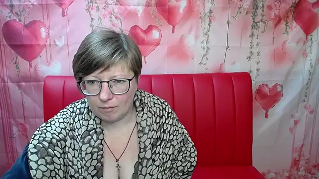 RadaChudna online show from 04/24/26, 04:59