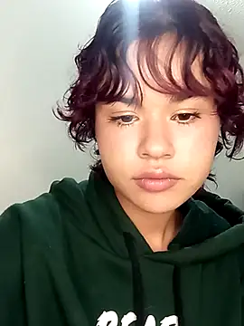 Snapshot of Belladona_nyx chatting on 03/07/26, 02:08 Belladona nyx online show from 03/07/26, 02:08