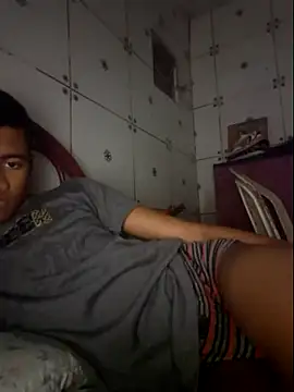 Snapshot of jujubinha1028 chatting on 02/24/26, 02:20 jujubinha1028 online show from 02/24/26, 02:20