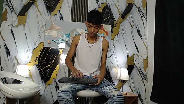 Snapshot of KITTY_BOSH chatting on 03/05/26, 01:18 KITTY BOSH online show from 03/05/26, 01:18