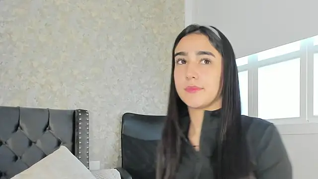 Anika H online show from 06/04/26, 12:33
