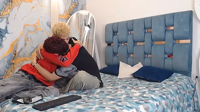 YOUNG BOYS HELL online show from 06/17/26, 01:52